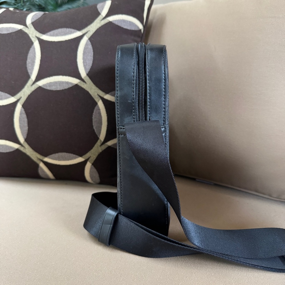 Michael Kors Black Mini Crossbody Bag - Picture 5 of 6